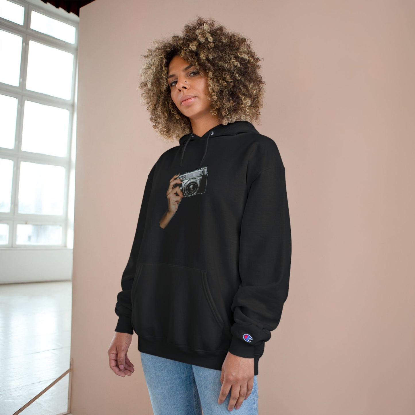 Photography Lover's Champion Hoodie - Cozy & Stylish