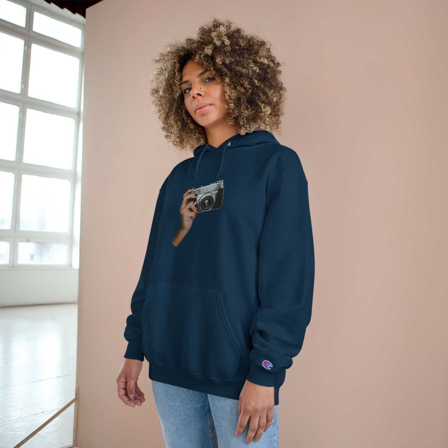 Photography Lover's Champion Hoodie - Cozy & Stylish
